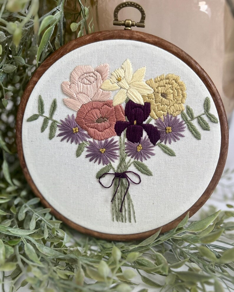 custom birth flower bouquet embroidery on hoop with small leaves